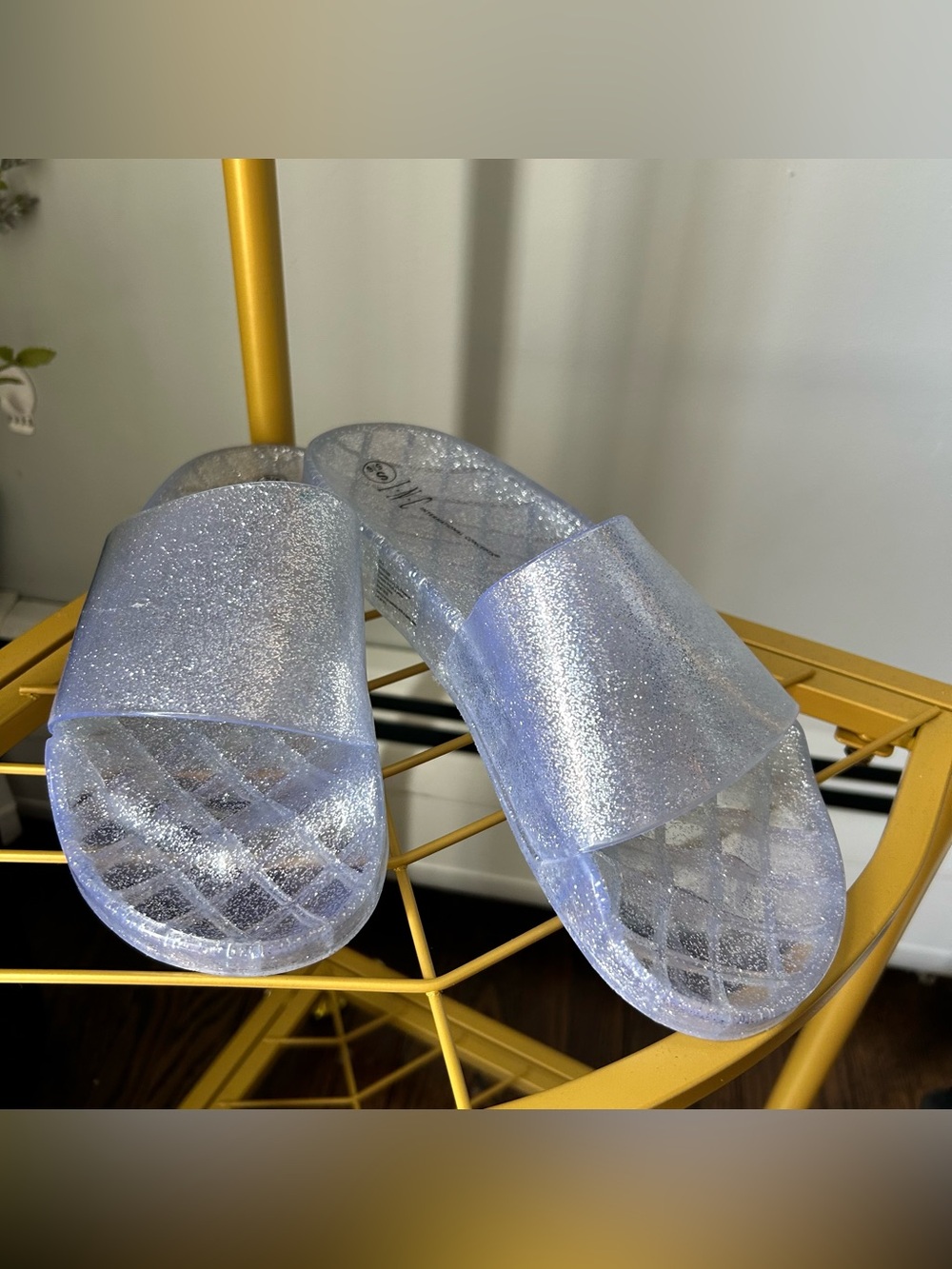 INC International Concepts Glitter Jelly Slide Sandals in Iridescent Clear S 5/6